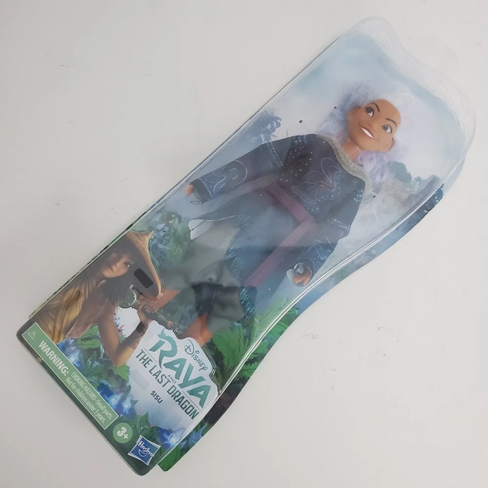 Disney Raya and the Last Dragon Sisu Fashion Doll